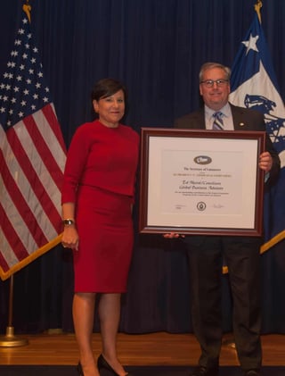 Export_consultant_Ed_Marsh_receives_Presidential_E_Award_from_Secretary_of_Commerce_Penny_Pritzker_in_Washington_DC_ceremony_16_May_2016.jpg